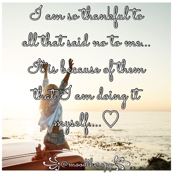 Cute Cloud Curly Stud Earrings in 925 Sterling Silver Gold & Rose Gold - Picture 5 of 5